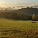Ferienhaus Jeleni Drevenice S Vlastni Virivkou